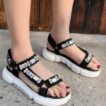 siyah taşlı kalın taban spor sandalet sk40262