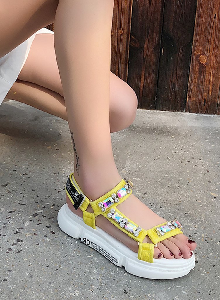 Sari Tasli Kalin Taban Spor Sandalet